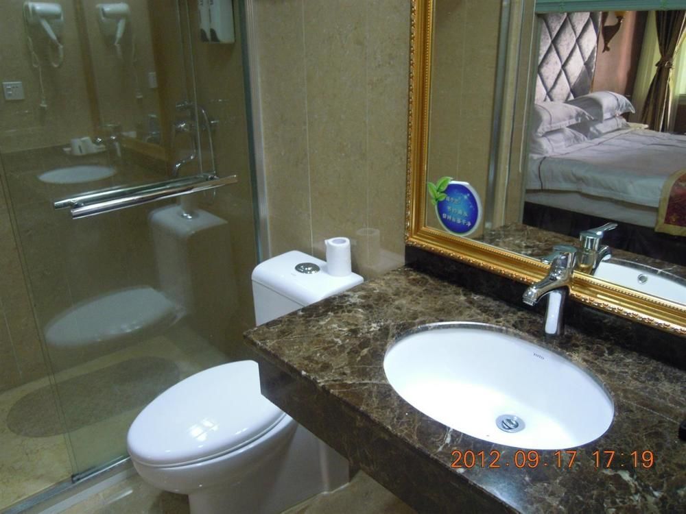 Shuman Boutique Hostel Сямън Екстериор снимка