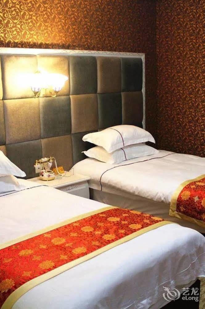 Shuman Boutique Hostel Сямън Екстериор снимка