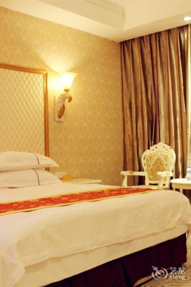 Shuman Boutique Hostel Сямън Екстериор снимка