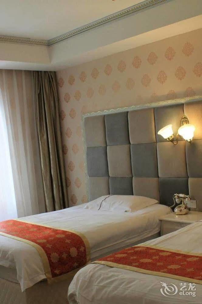 Shuman Boutique Hostel Сямън Екстериор снимка