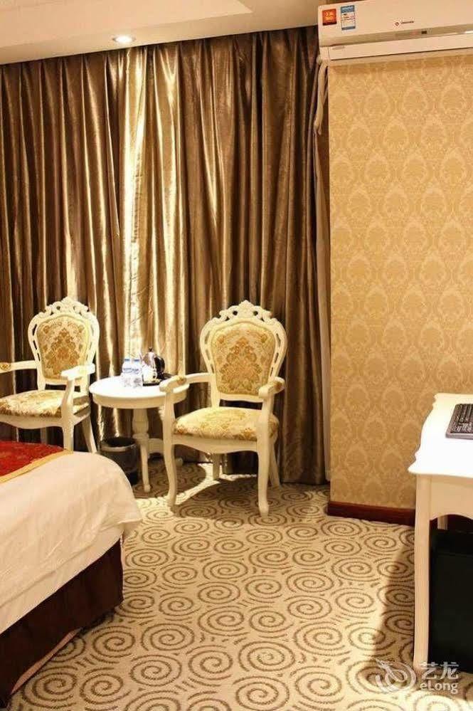 Shuman Boutique Hostel Сямън Екстериор снимка