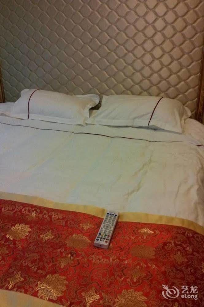 Shuman Boutique Hostel Сямън Екстериор снимка